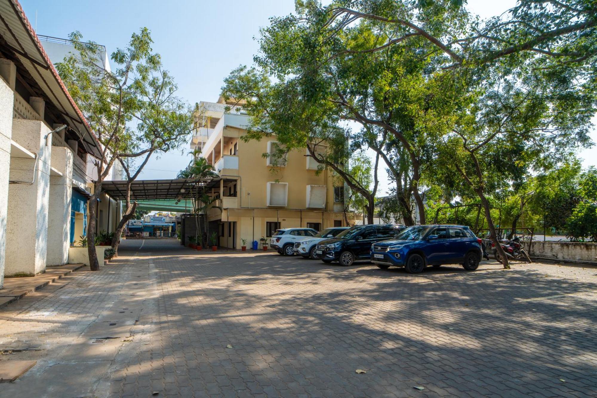 Yagappa Residency Hotel Thanjavur Ngoại thất bức ảnh